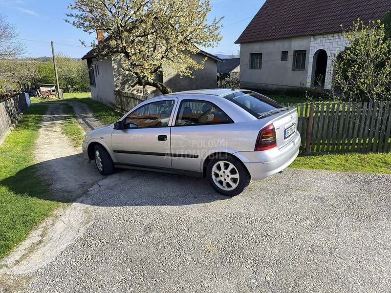 Opel Astra G 1.6 8v