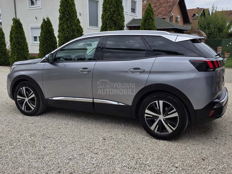 Peugeot 3008 1.5 ALLURE