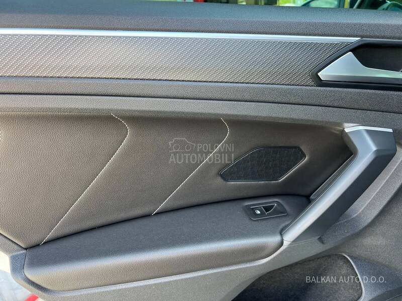 Volkswagen Tiguan 2.0 TDI/DSG/R-LINE