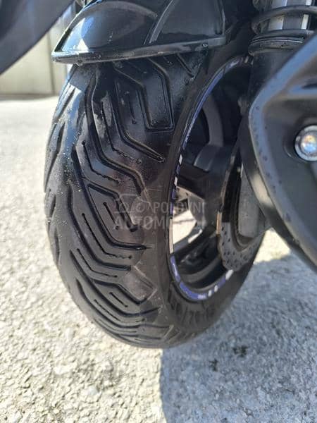 Kymco Downtown 300i reg 11.26