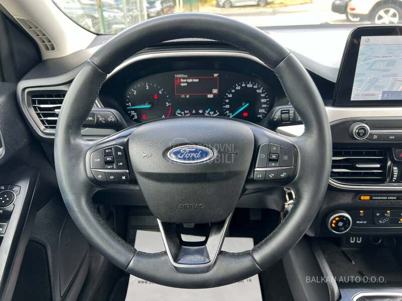 Ford Focus 1.5 TDCI/NAV/LED
