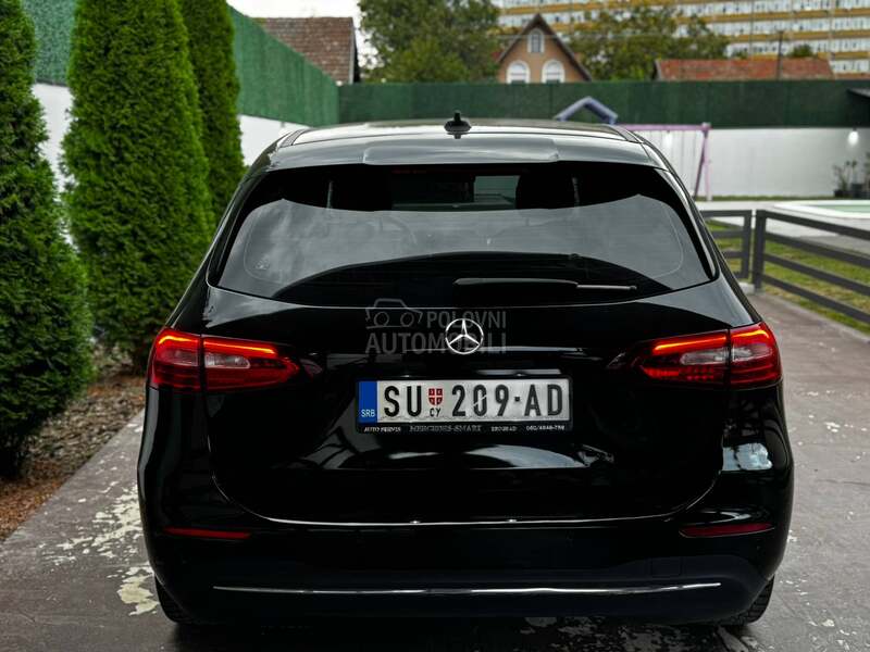 Mercedes Benz B 180 black edit/led/aut