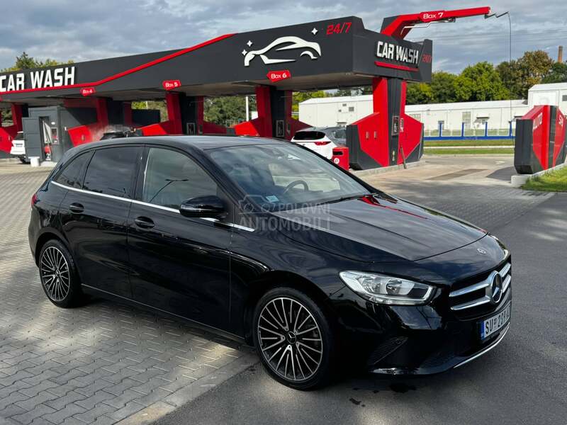 Mercedes Benz B 180 black edit/led/aut