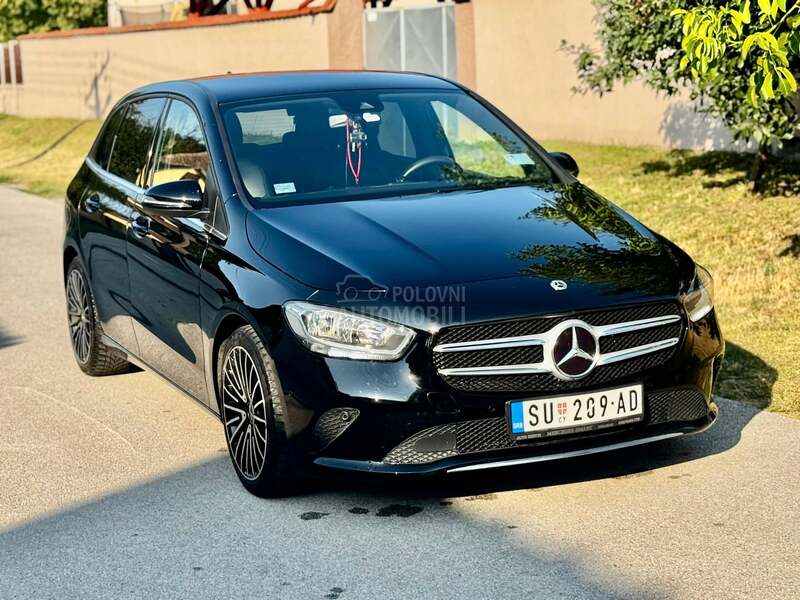 Mercedes Benz B 180 