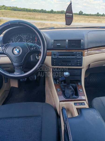 BMW 320 