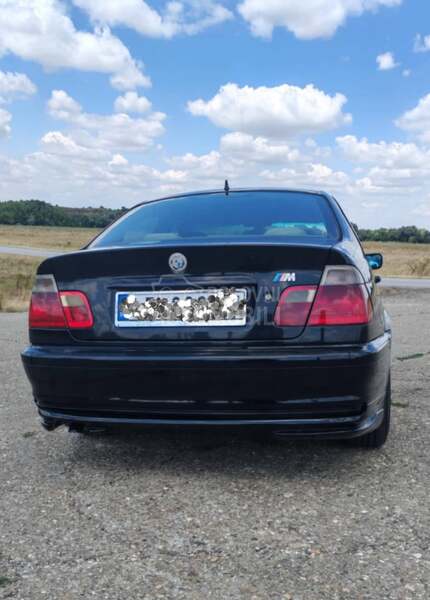 BMW 320 