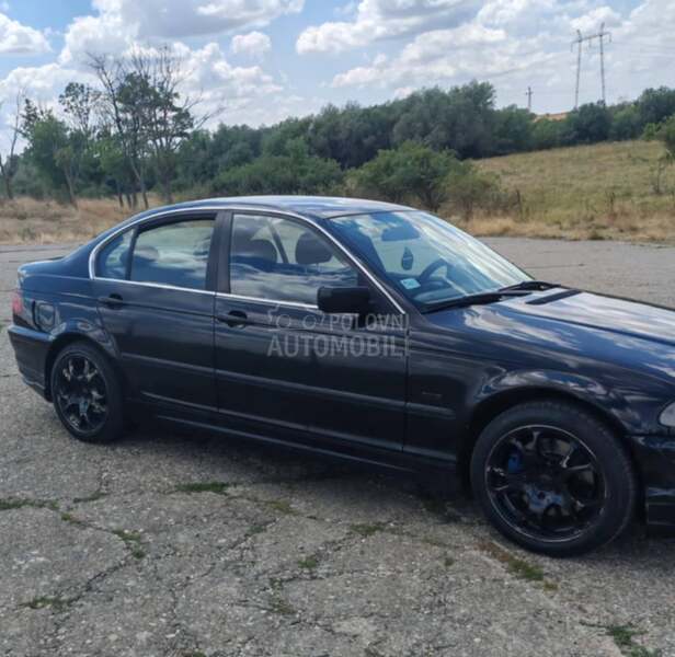 BMW 320 