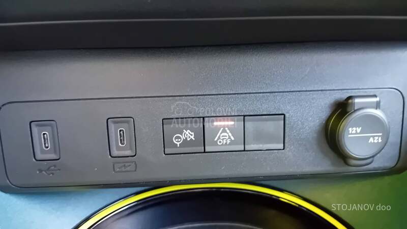 Fiat Grande Panda LA PRIMA HYBRID