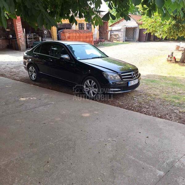 Mercedes Benz C 220 