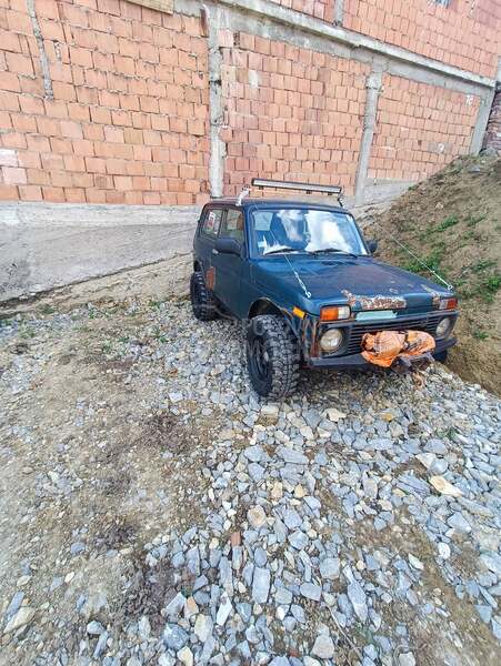 Lada Niva 
