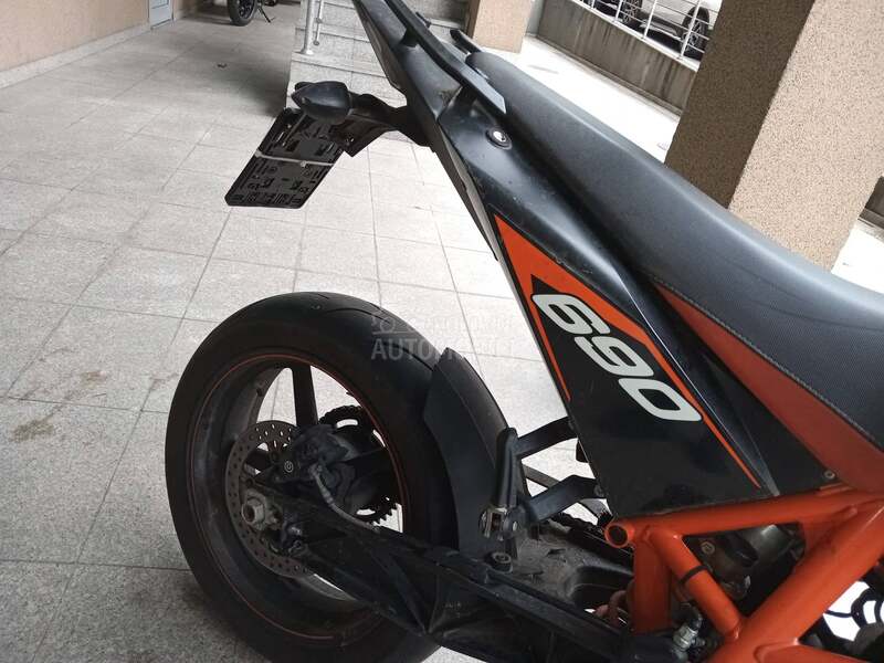 KTM DUKE 690R