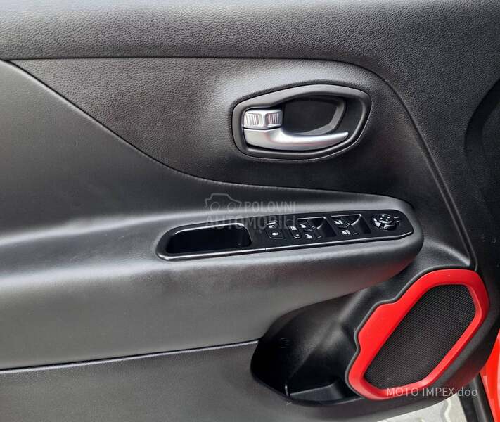 Jeep Renegade Trailhawk 4x4 CH