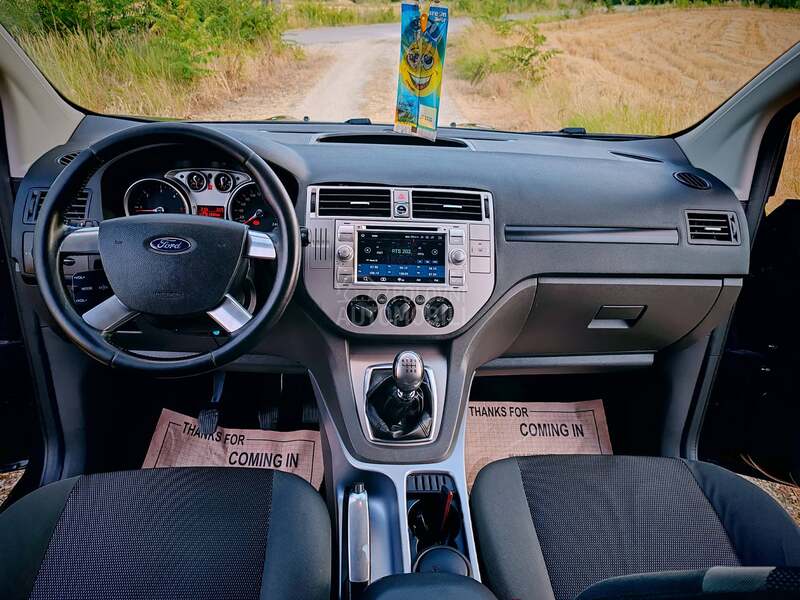 Ford Kuga TITANIUM CH