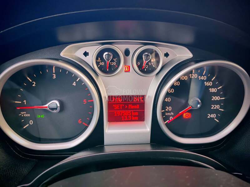Ford Kuga TITANIUM CH