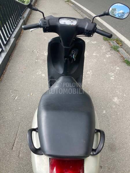 Yamaha neos 100