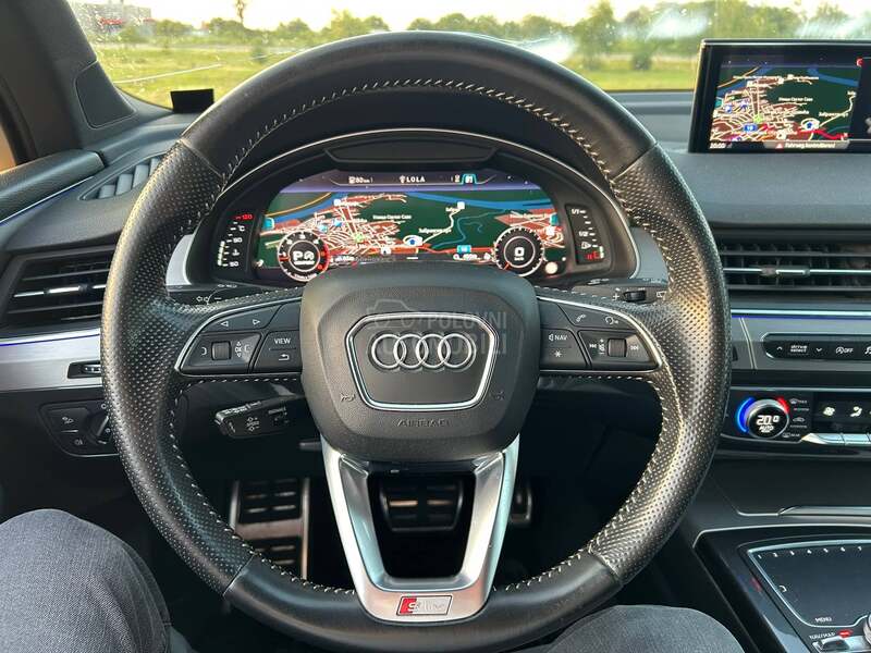 Audi Q7 S-Line 7 Sedista