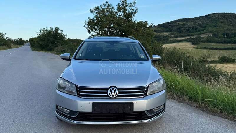 Volkswagen Passat B7 /2.0 TDI/PANO///