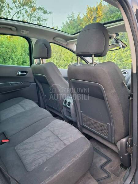 Peugeot 3008 1.6 HDI