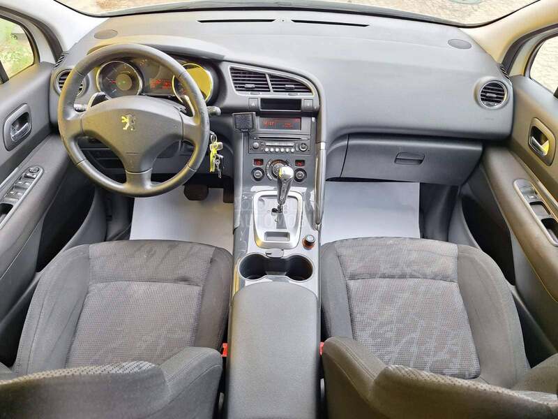 Peugeot 3008 PERLA/T.OP CEN.A/AUT