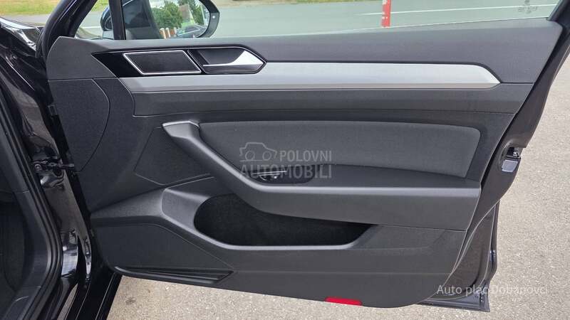 Volkswagen Passat B8 1.6 TDI DSG LED
