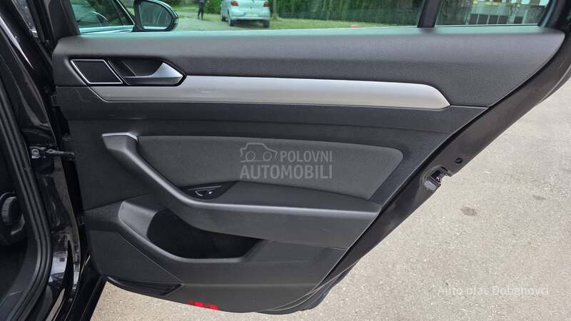 Volkswagen Passat B8 1.6 TDI DSG LED