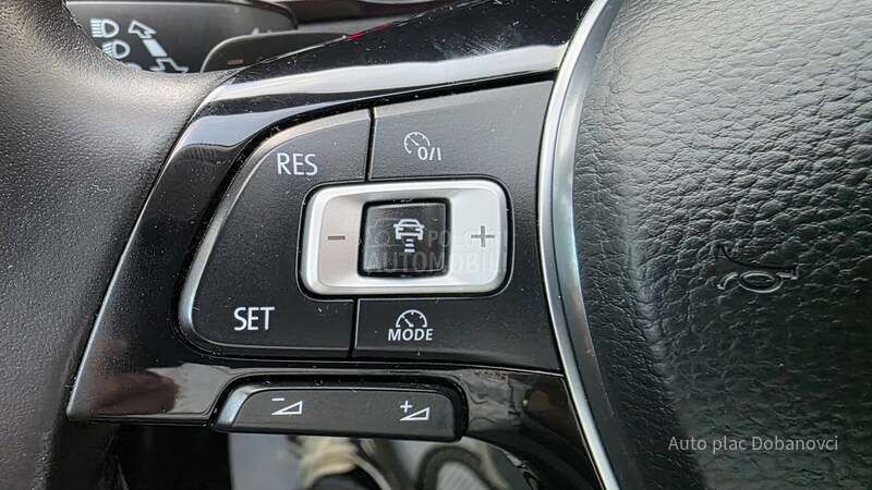 Volkswagen Passat B8 1.6 TDI DSG LED