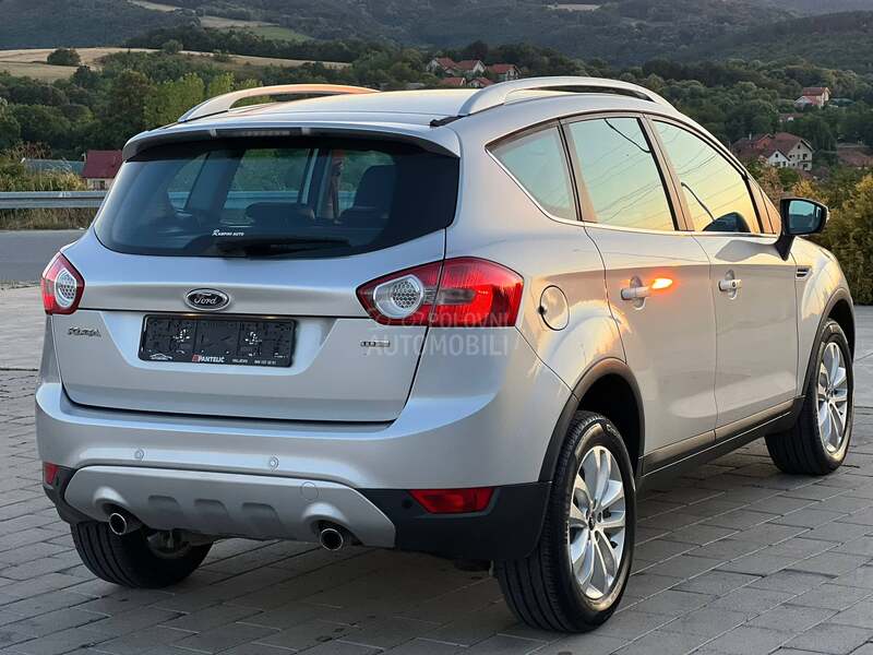 Ford Kuga 2.0 4x4 TITANIUM