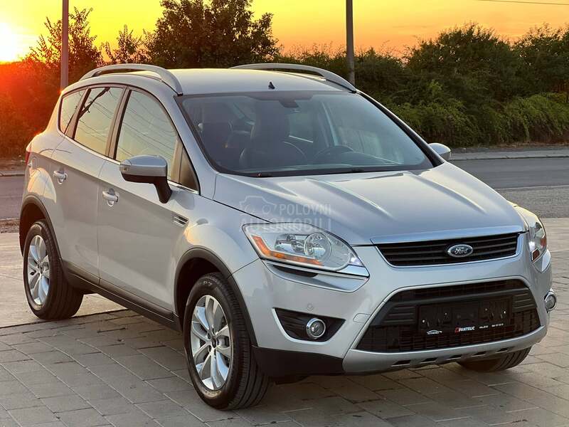 Ford Kuga 2.0 4x4 TITANIUM