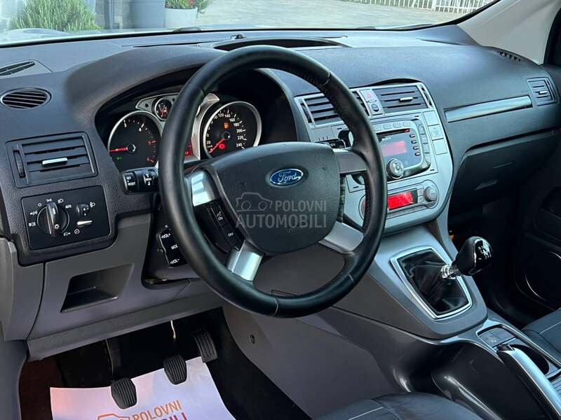 Ford Kuga 2.0 4x4 TITANIUM