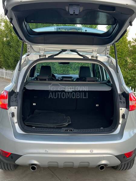 Ford Kuga 2.0 4x4 TITANIUM