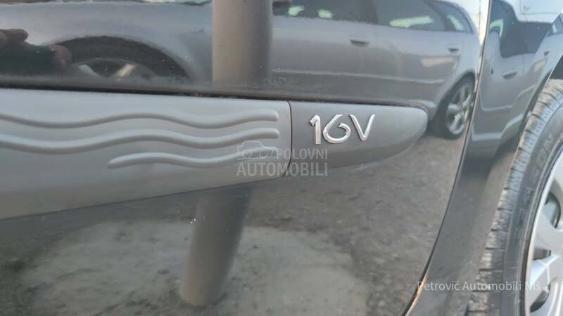 Renault Modus 1.2 16v/AUTHENTIQUE/