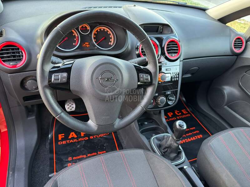 Opel Corsa D 1.4b OPC line