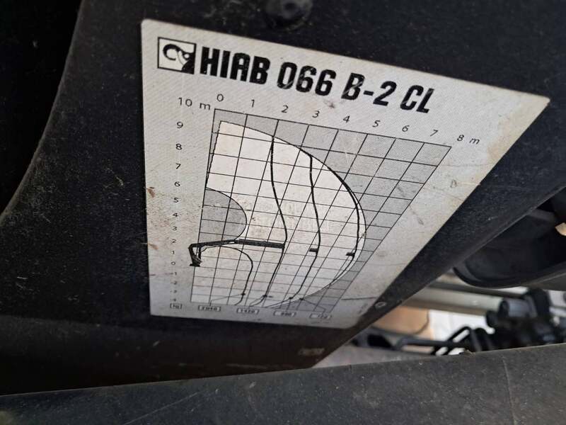 Iveco kiper  kran 12/170