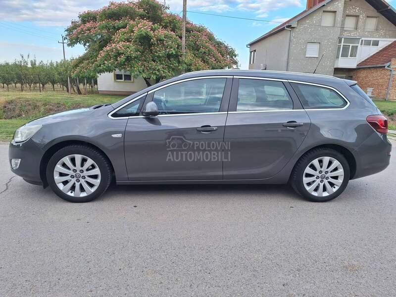 Opel Astra J 1.7 DTI,COSMO,N0V