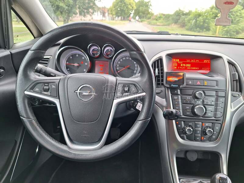 Opel Astra J 1.7 DTI,COSMO,N0V
