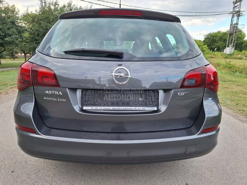 Opel Astra J 1.7 DTI,COSMO,N0V