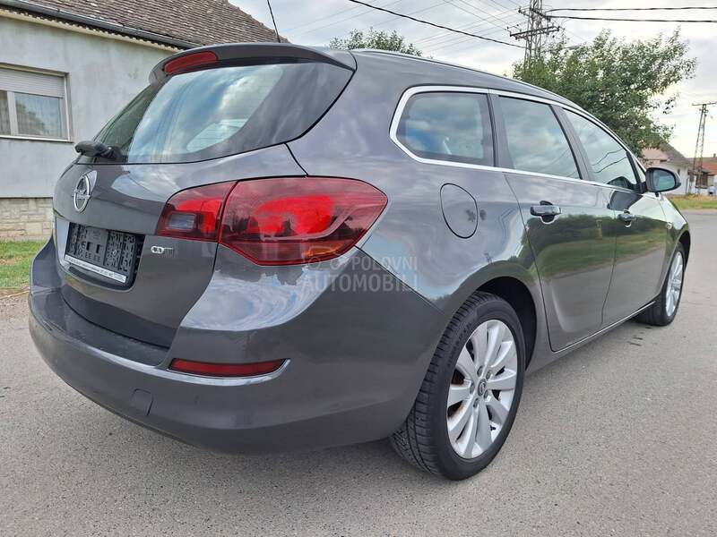 Opel Astra J 1.7 DTI,COSMO,N0V