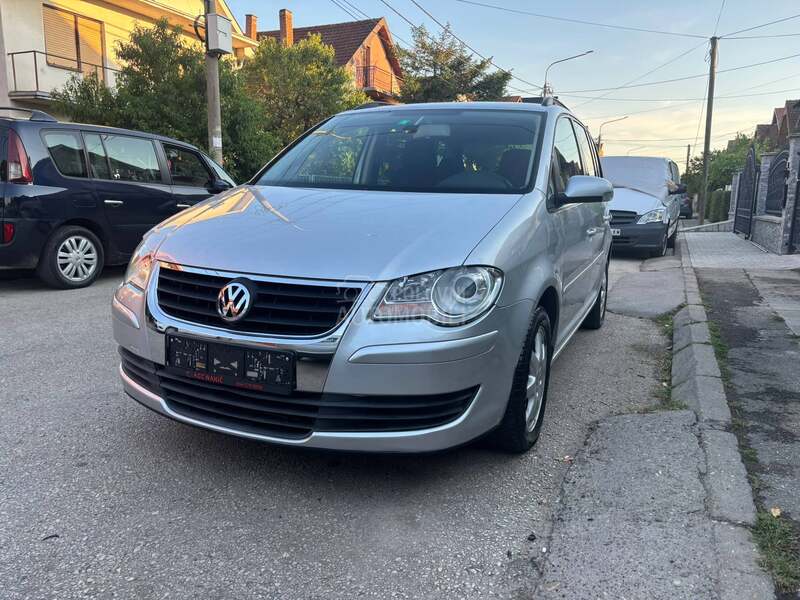 Volkswagen Touran 1.4 CH