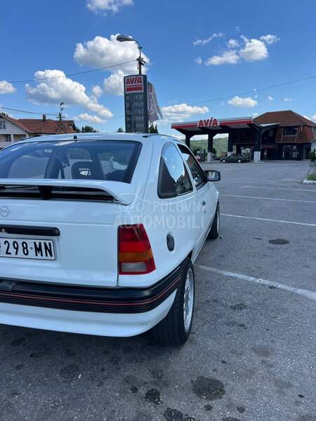 Opel Kadett E