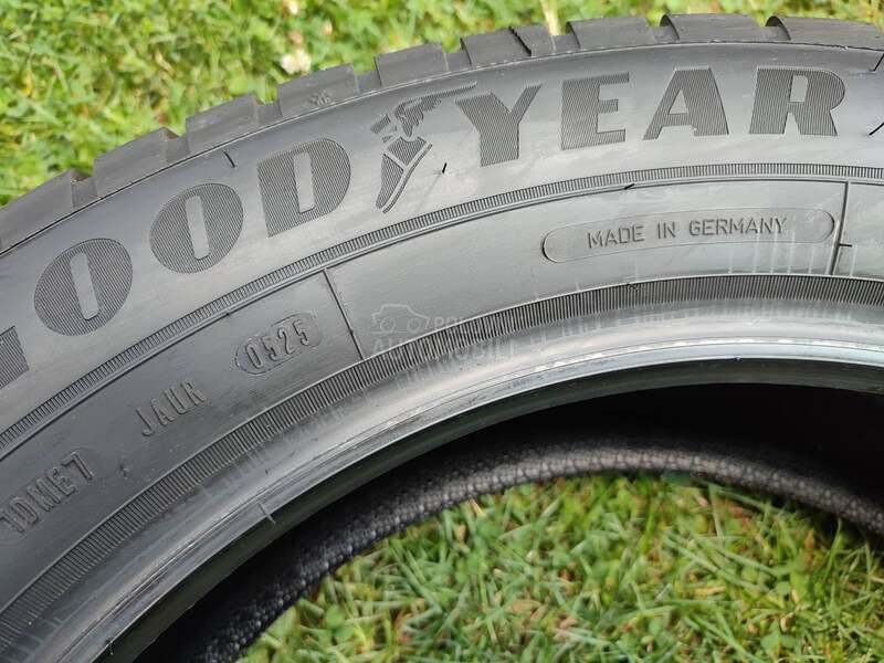 Goodyear 235/55 R19 Zimska