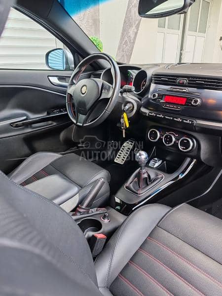 Alfa Romeo Giulietta 1750 Quadrifoglio