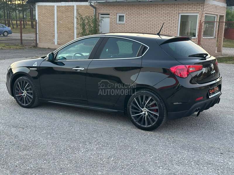 Alfa Romeo Giulietta 1750 Quadrifoglio