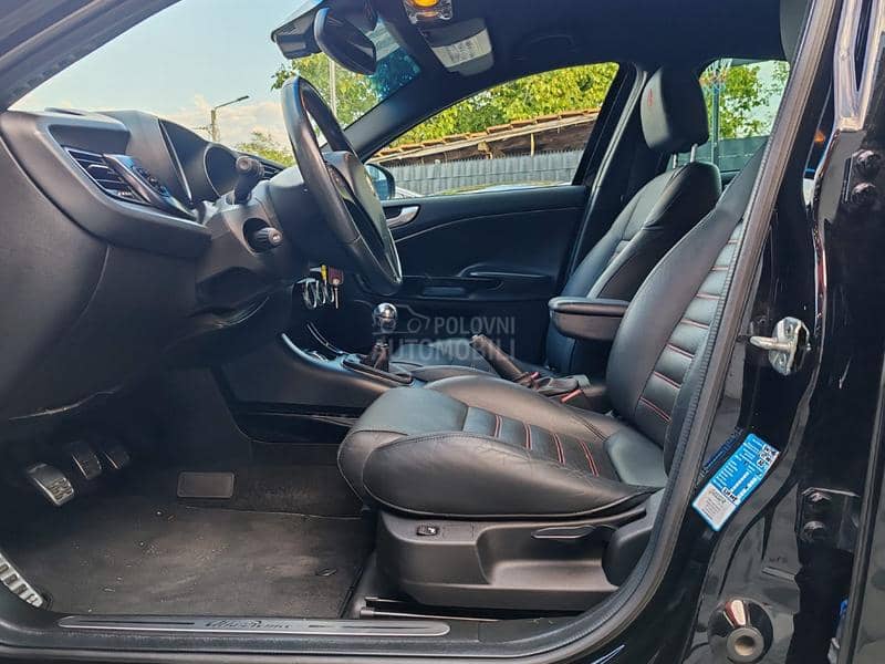 Alfa Romeo Giulietta 1750 Quadrifoglio