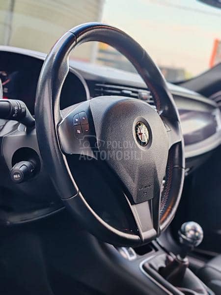 Alfa Romeo Giulietta 1750 Quadrifoglio