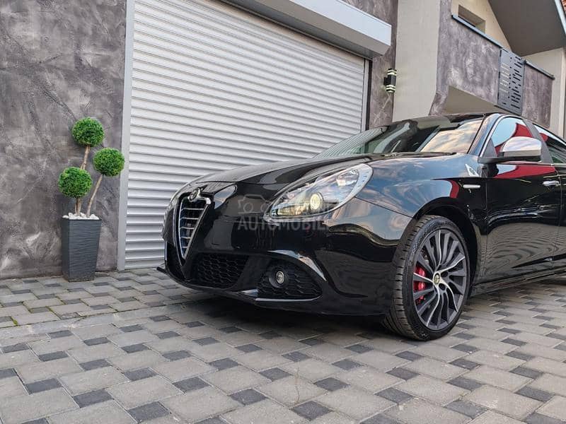 Alfa Romeo Giulietta 1750 Quadrifoglio