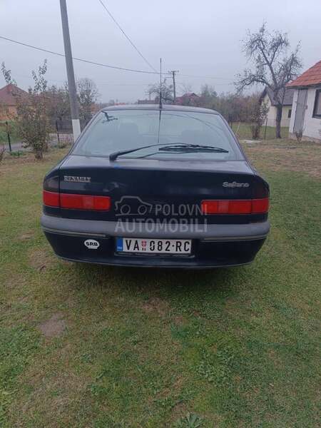 Renault Safrane 