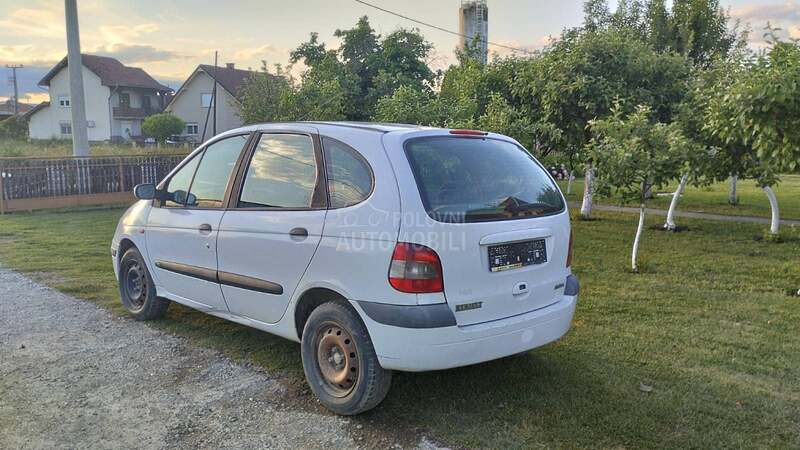 Renault Scenic 1.9