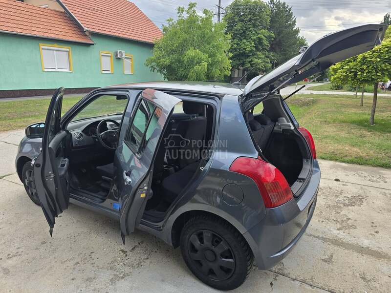 Suzuki Swift 1,3b 4x4