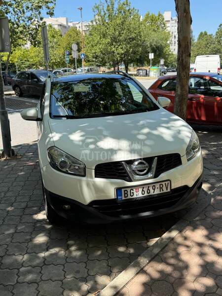 Nissan Qashqai 1.6 Family
