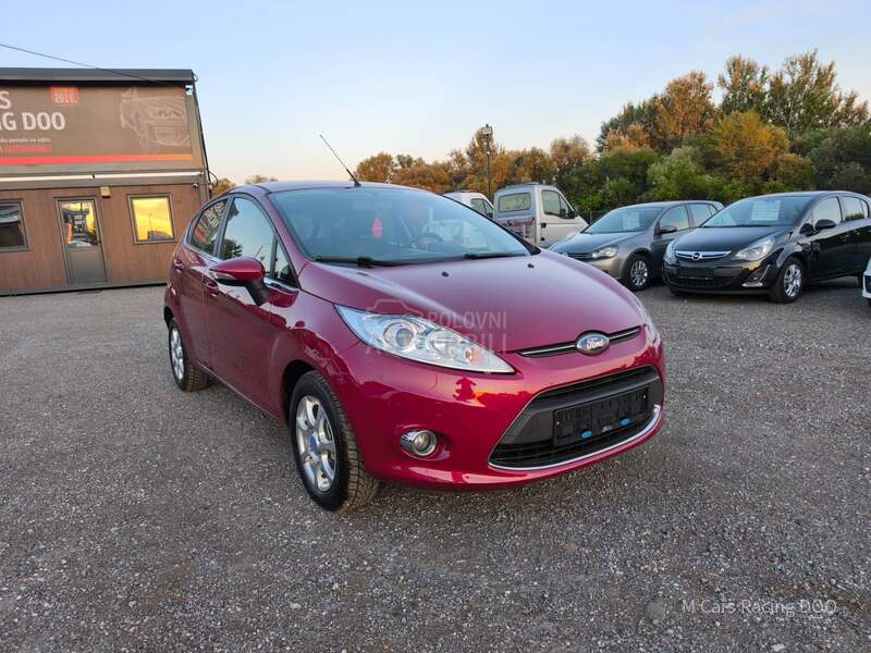 Ford Fiesta 1.4 16v TITANIUM